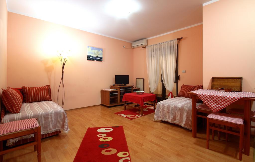 بودفا Guesthouse Bmb Bagaric الغرفة الصورة